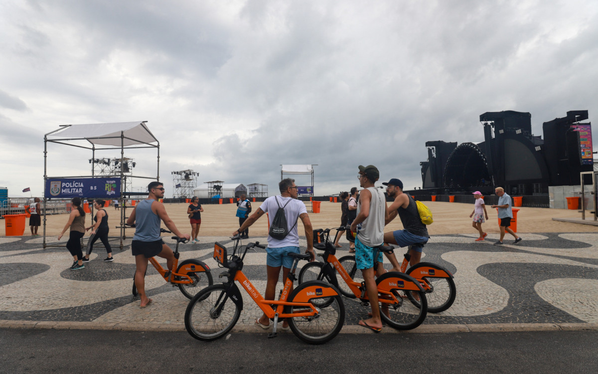 Movimentação Copacabana, neste sábado (30)
