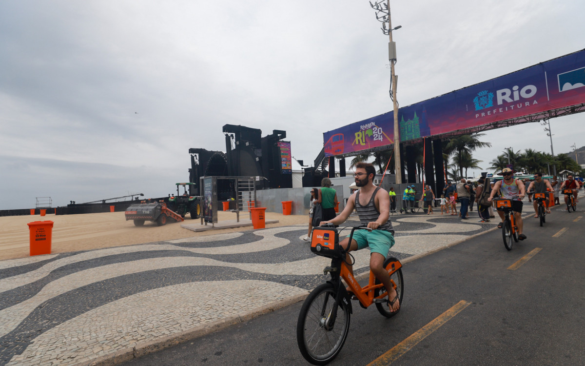 Movimentação Copacabana, neste sábado (30)