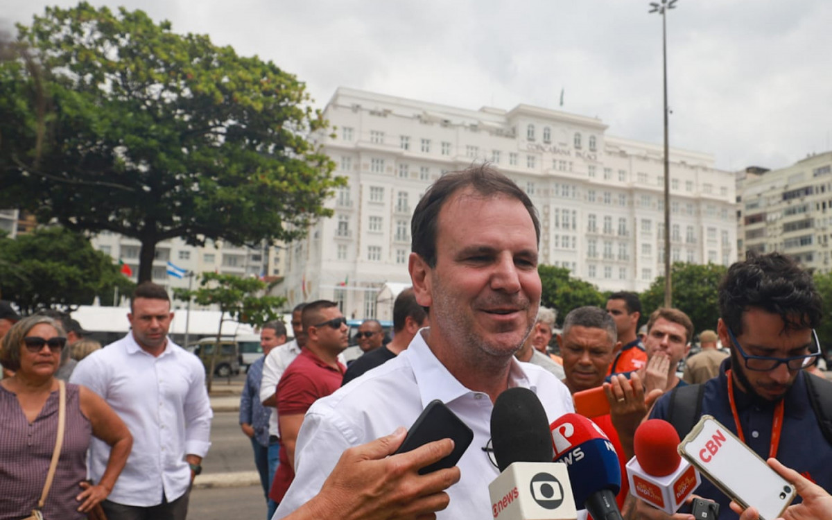 Paes convocou cariocas e turistas para festa da virada em Copacabana