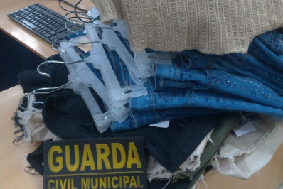 Guarda Civil de Nilópolis detém duas mulheres por furto de roupas no valor de quase R$ 2 mil reais