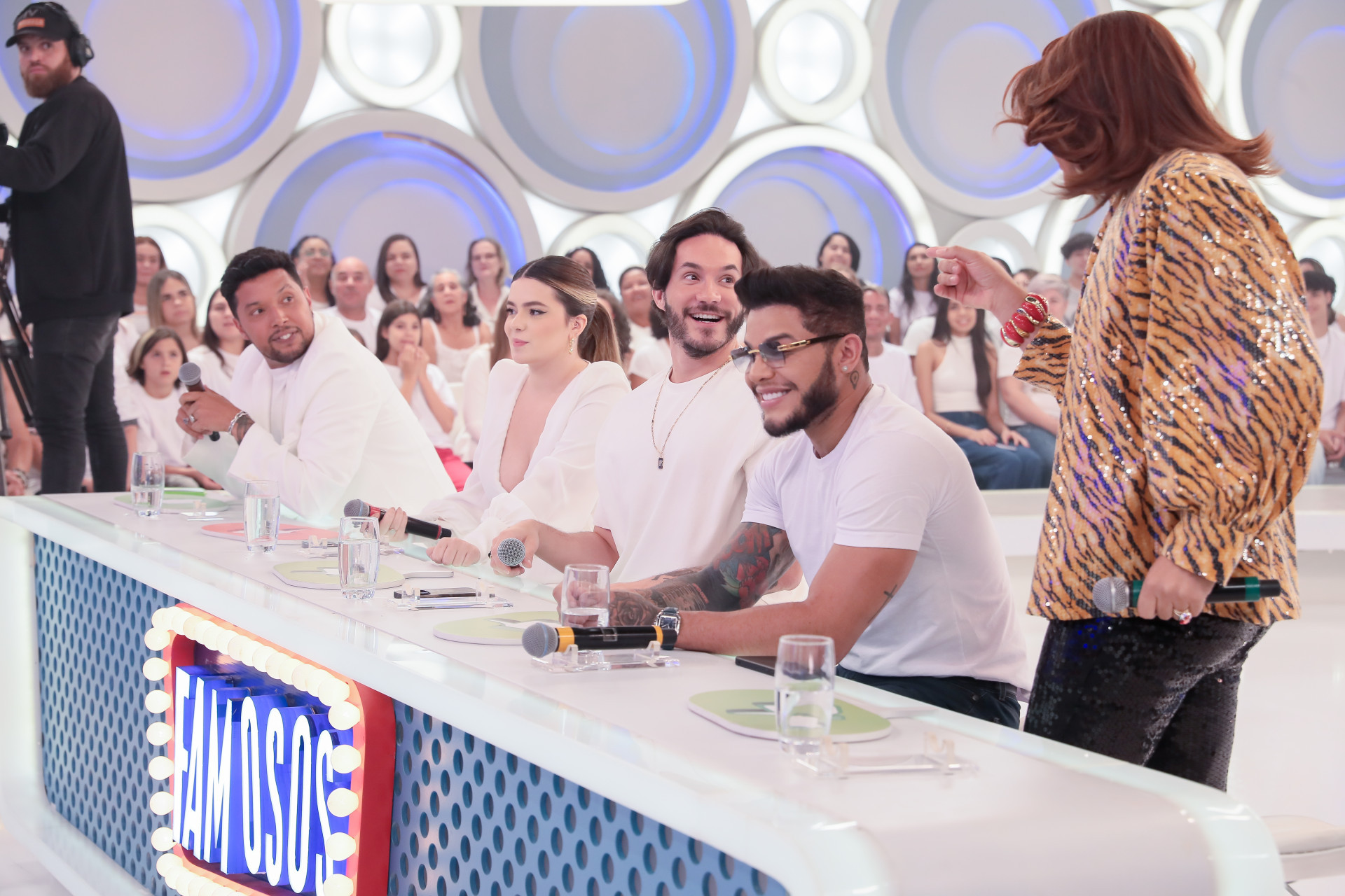 Programa 'Eliana' vai ter a premiação 'Famosos da Internet - Melhores do Ano' - Rogério Pallatta / SBT