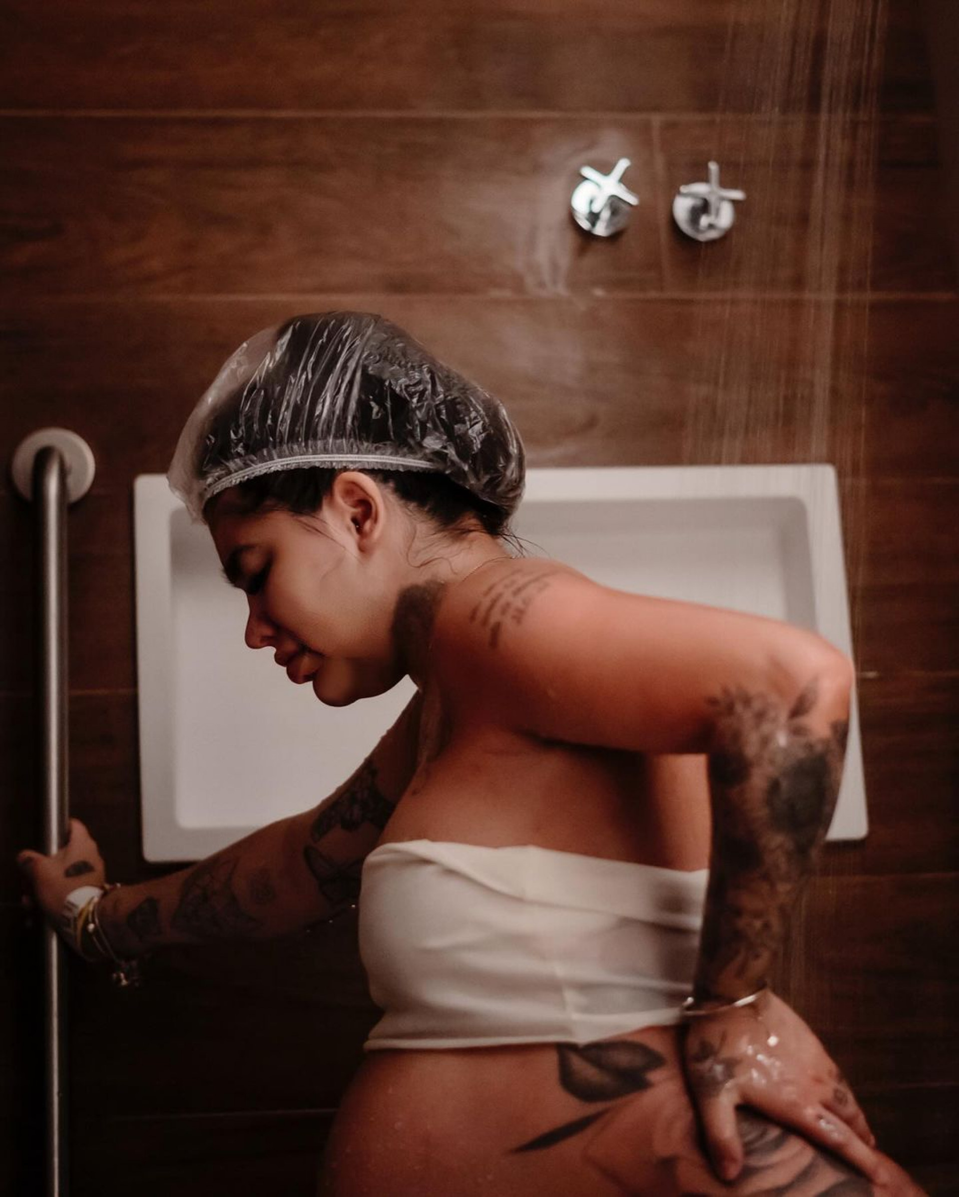 MC Mirella com contrações pré-parto - Aline Morais / Divulgação