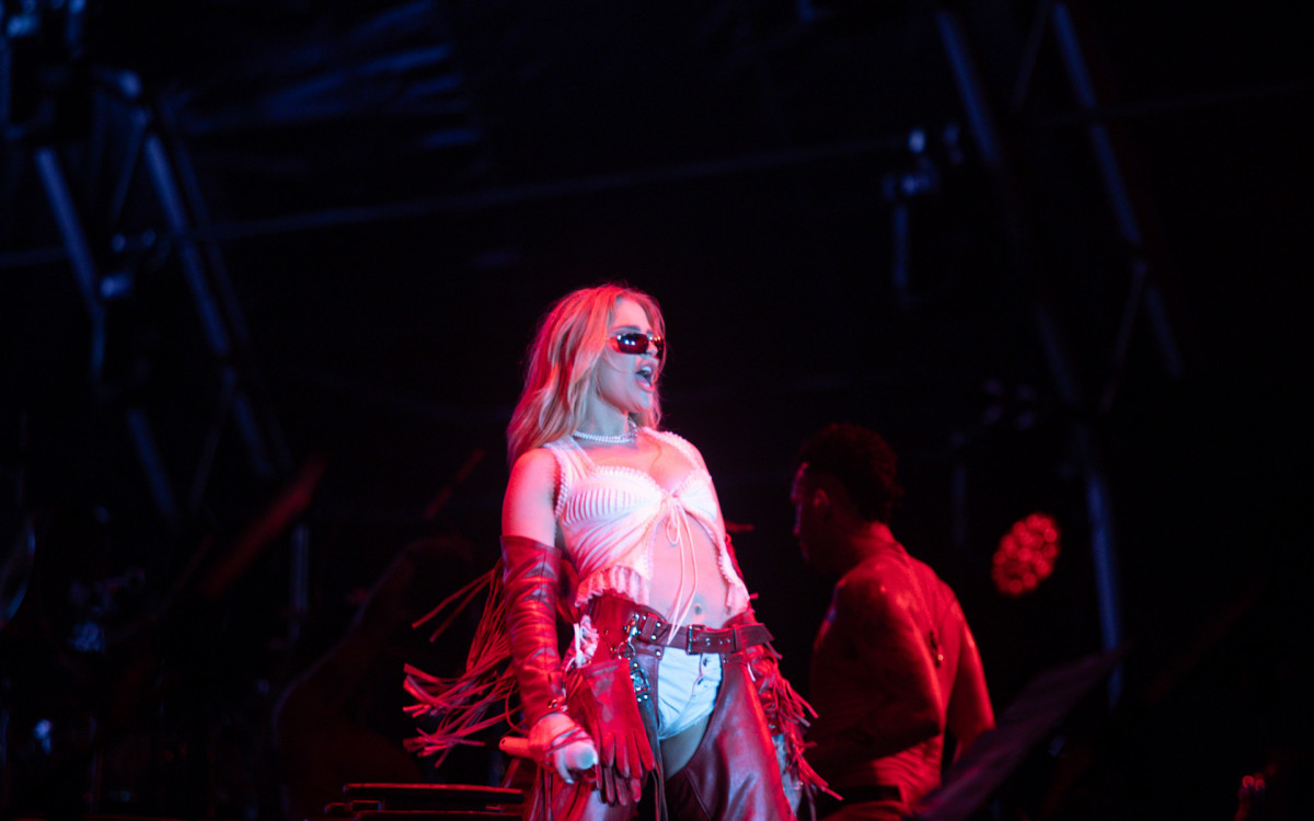 Réveillon Rio 2024, apresentação da cantora Luiza Sonza em Copacabana na noite deste domingo (31)