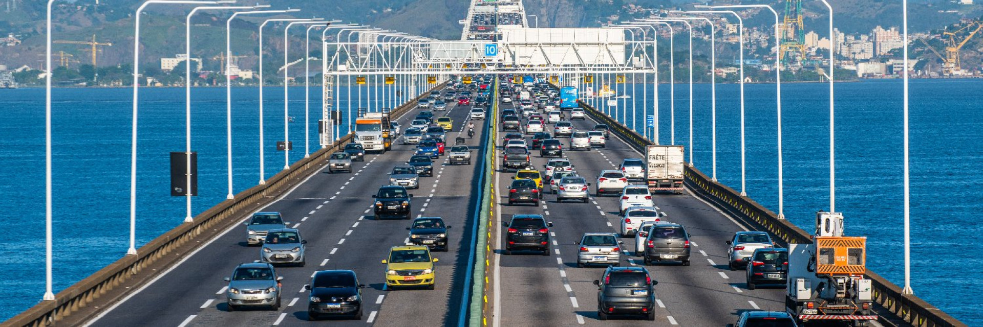 Acidente ocorreu sentido Rio de Janeiro - Reprodução