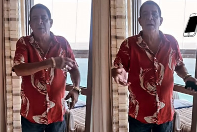 Zeca Pagodinho pede ajuda aos amigos após celular quebrar