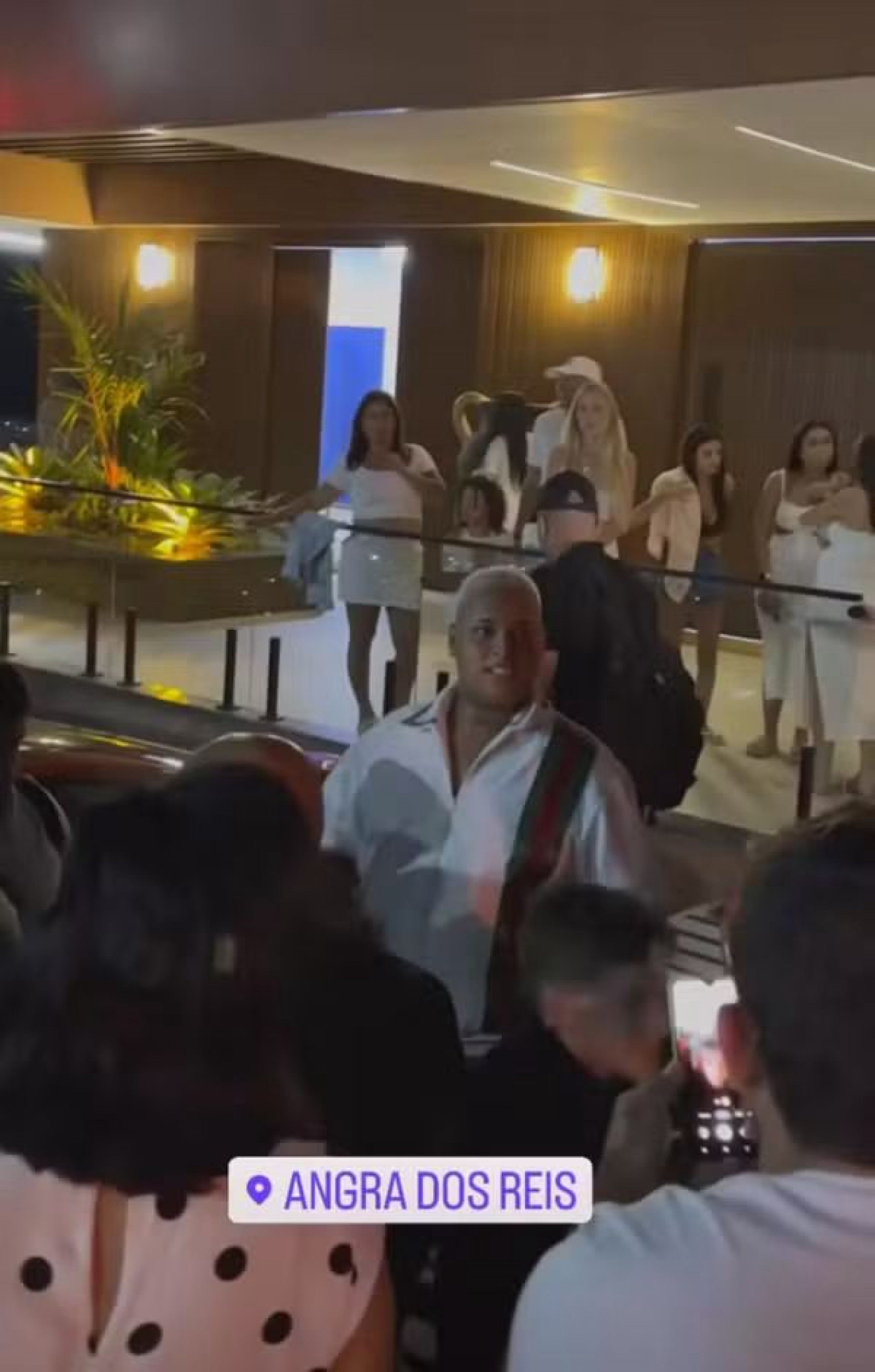 MC Ryan SP passou a virada do ano ao lado de Neymar - Reprodução / Instagram