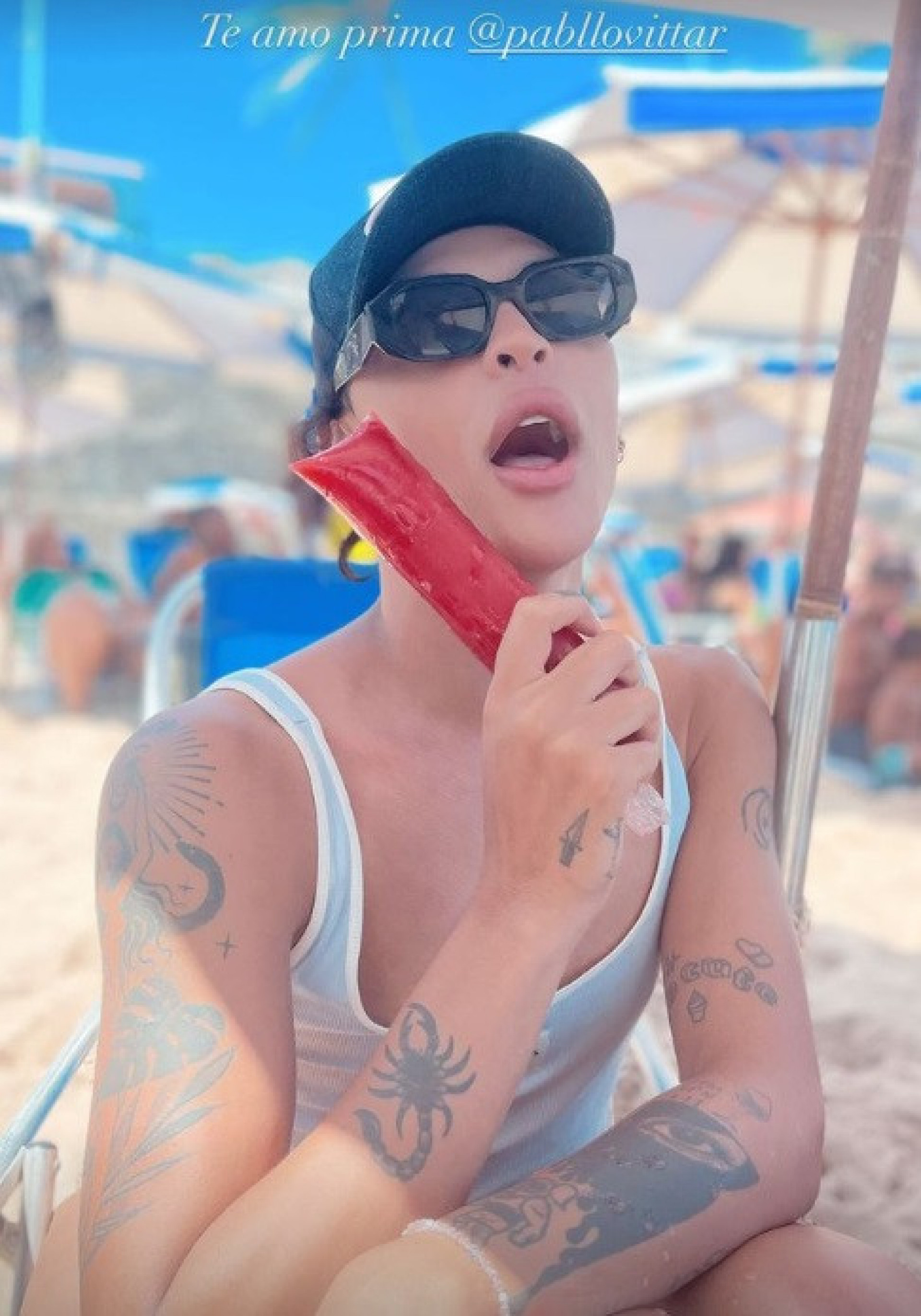 Pabllo Vittar curte dia de praia no Porto da Barra, em Salvador - Reprodução Internet