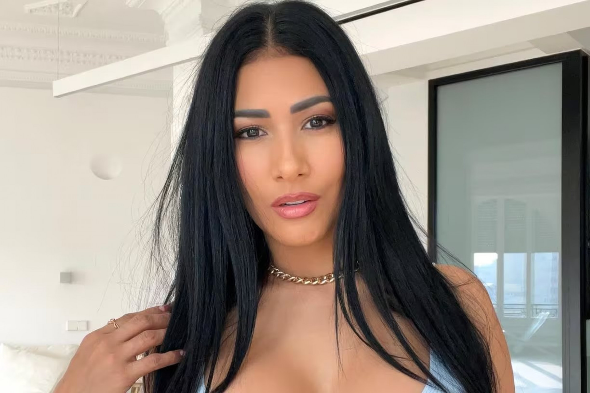 Simone e simaria mostrando a buceta