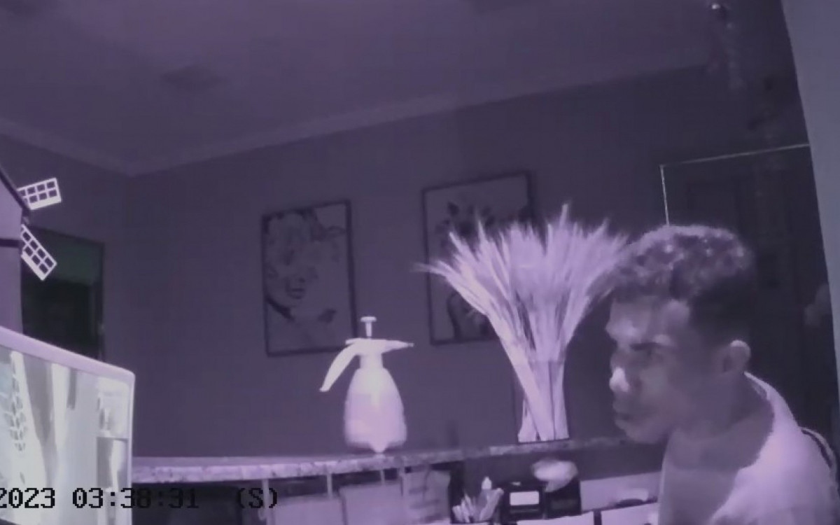 Furto à clínica odontológica de Copacabana foi flagrado por câmera de segurança