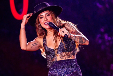 Avião de Lauana Prado é arrombado e cantora tem voo cancelado