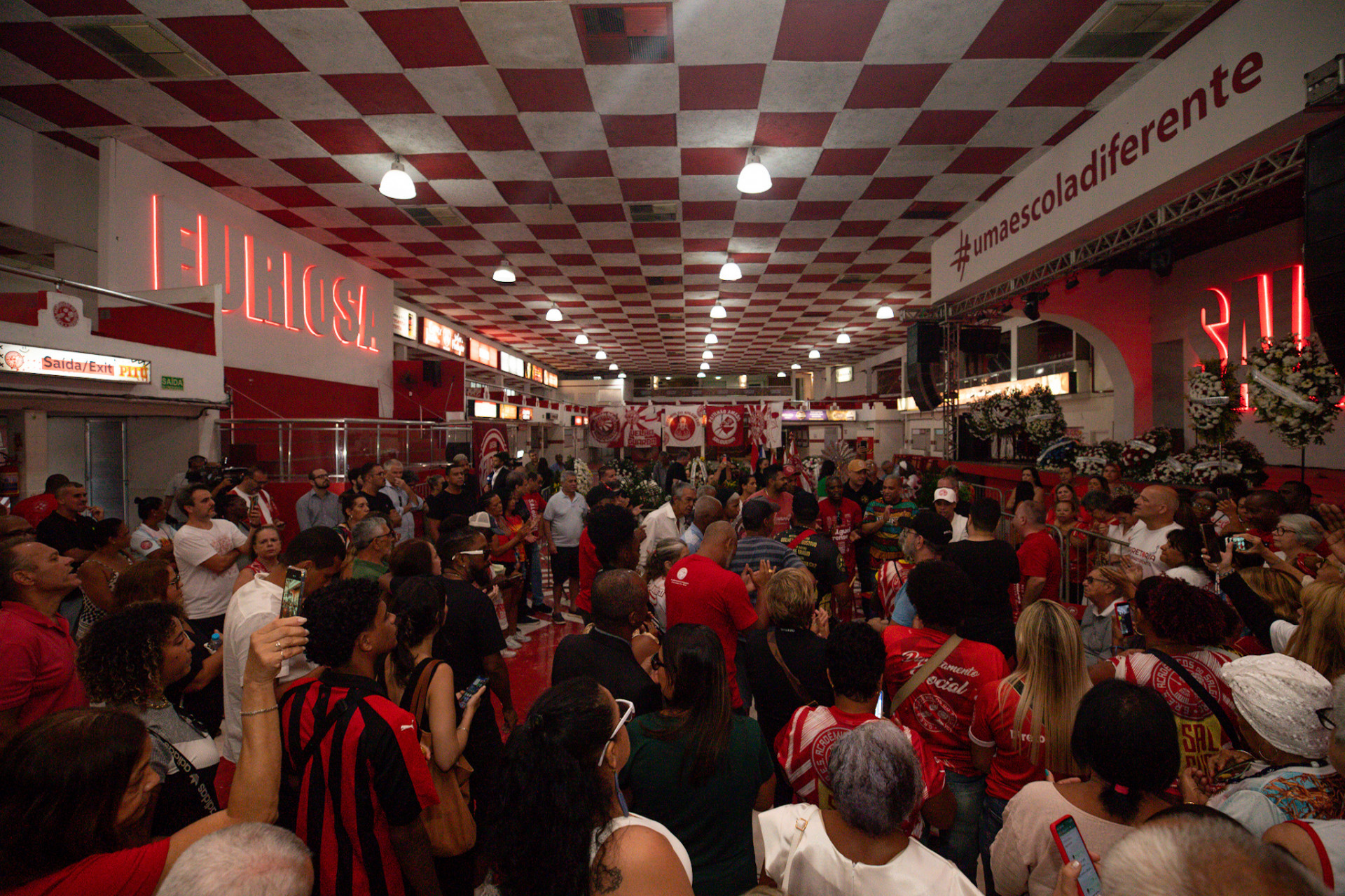 Adeus a Quinho do Salgueiro, na quadra do Acadêmicos do Salgueiro. Quinta-feira, (04) - Renan Areias/Agência O Dia