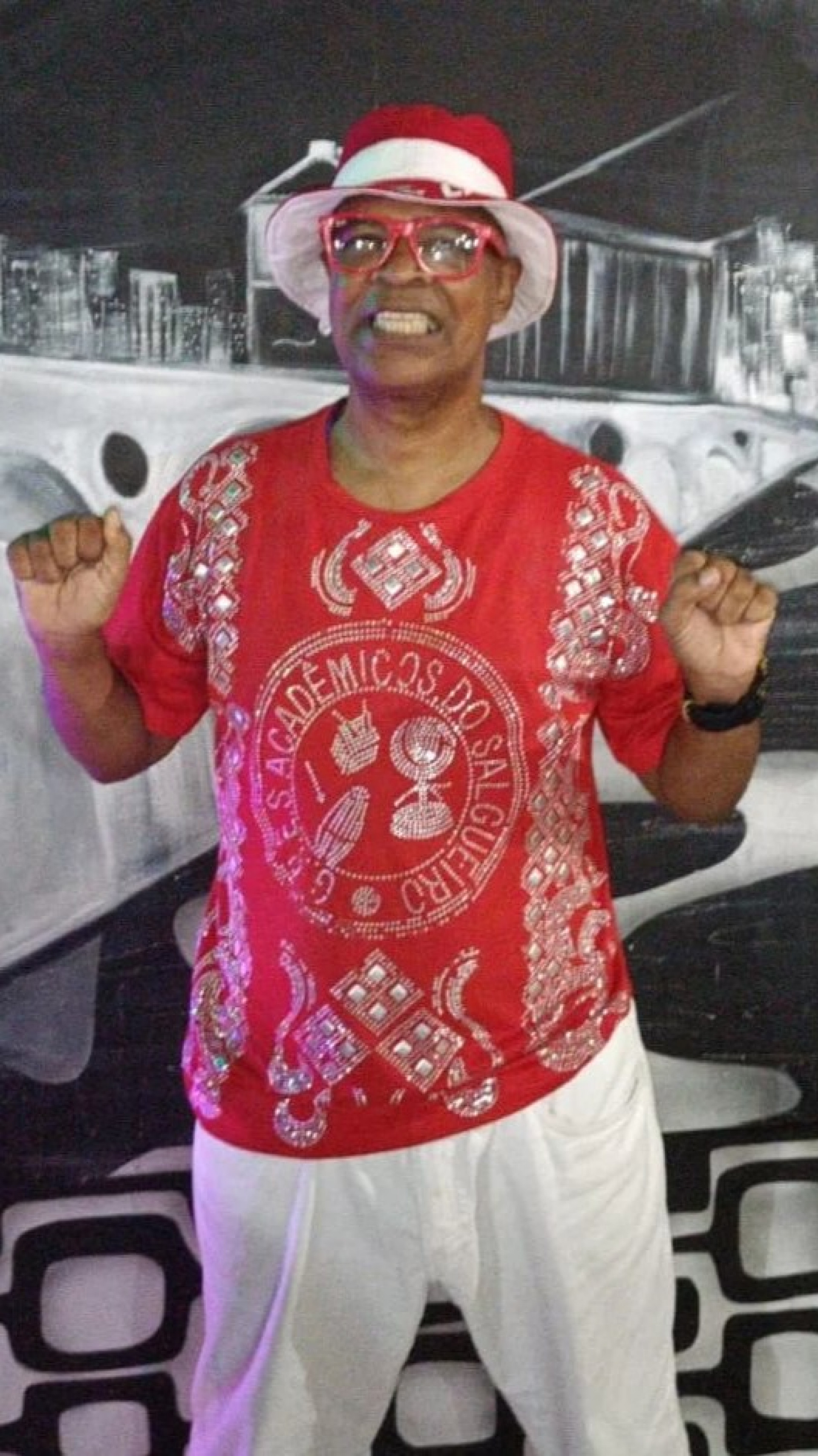 Melquisedeque Marins Marques, conhecido como Quinho do Salgueiro, uma das maiores vozes do Carnaval carioca - Reprodu&ccedil;&atilde;o / Instagram