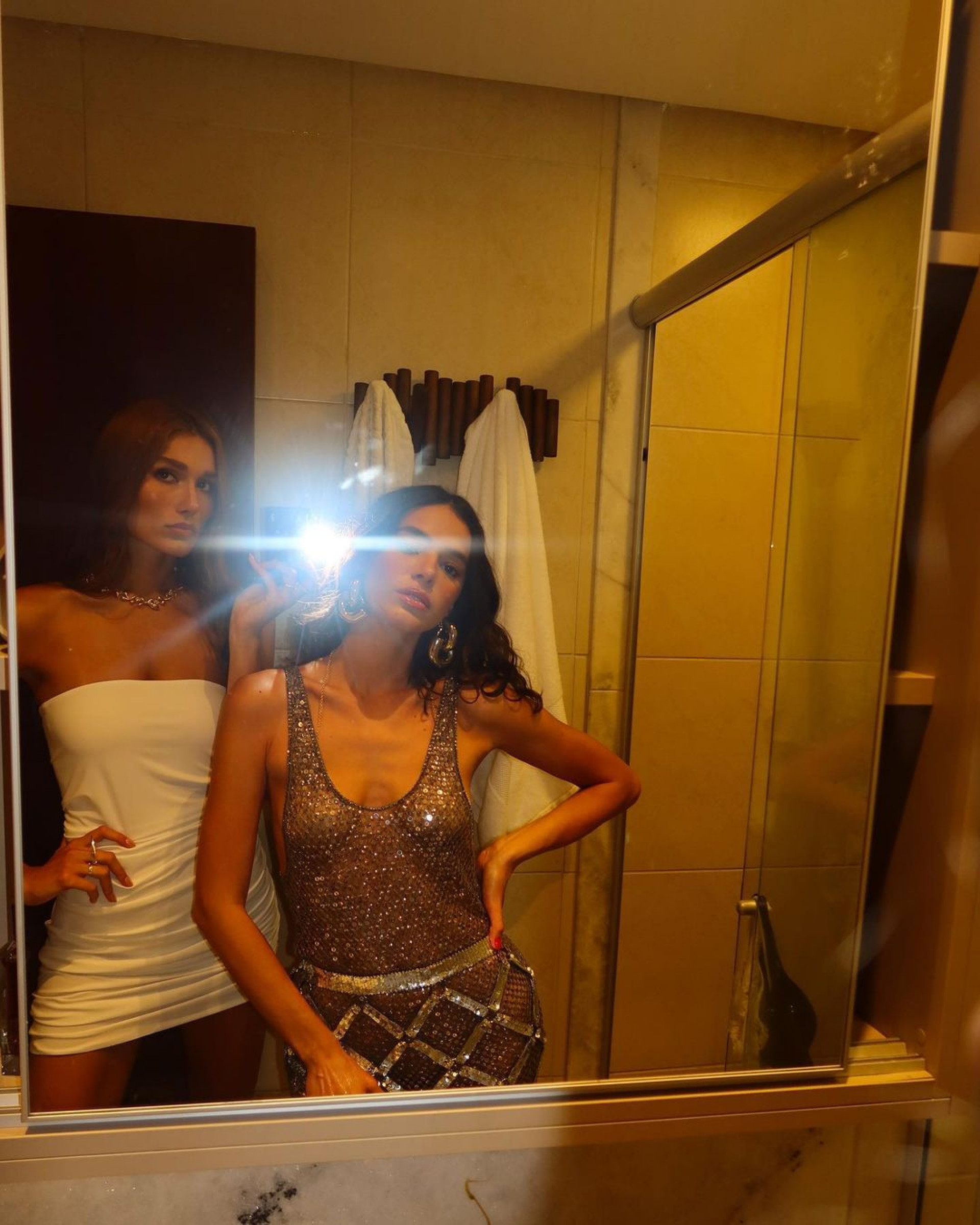 Sasha posta fotos e fãs comentam sobre seu corpo: 'Magra demais' - Reprodução Internet