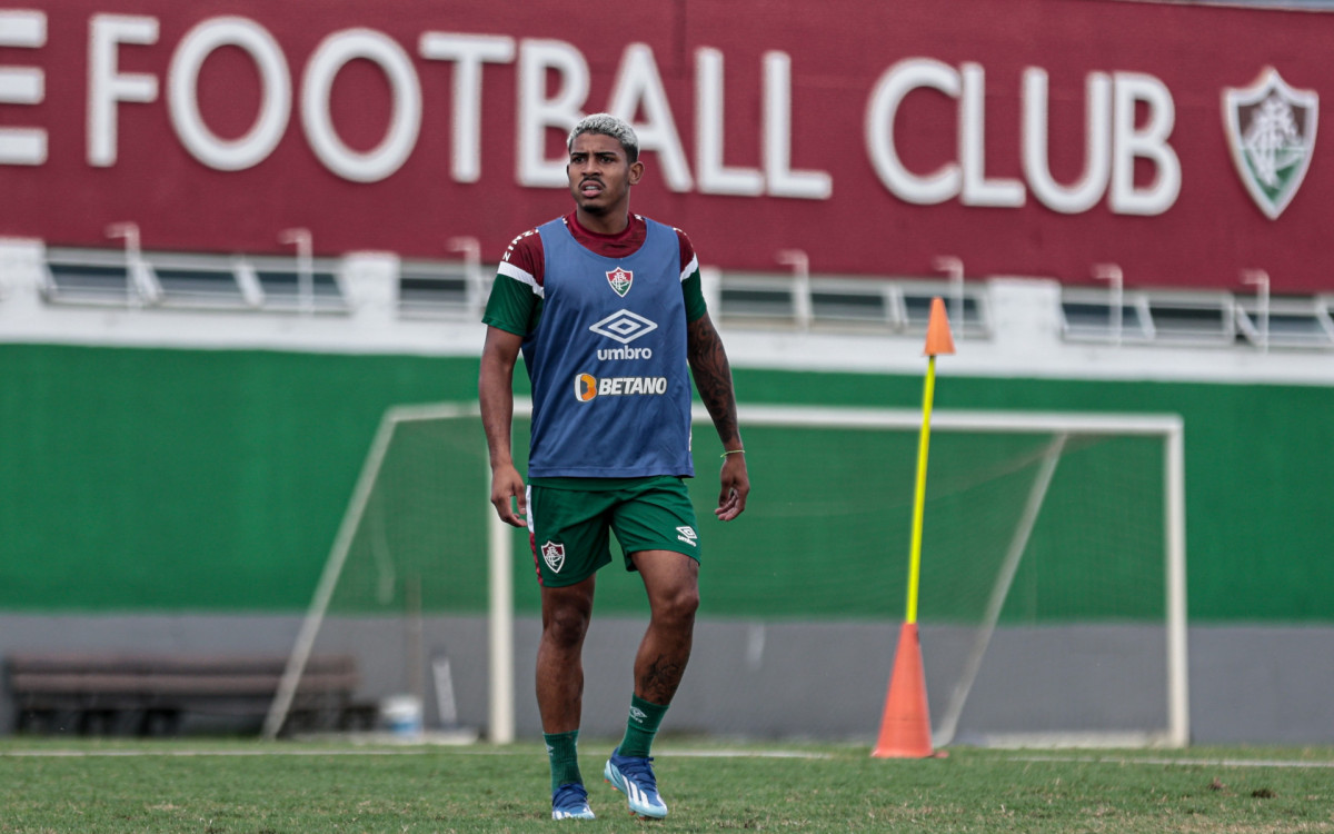 John Kennedy - Lucas Mer&ccedil;on/ Fluminense