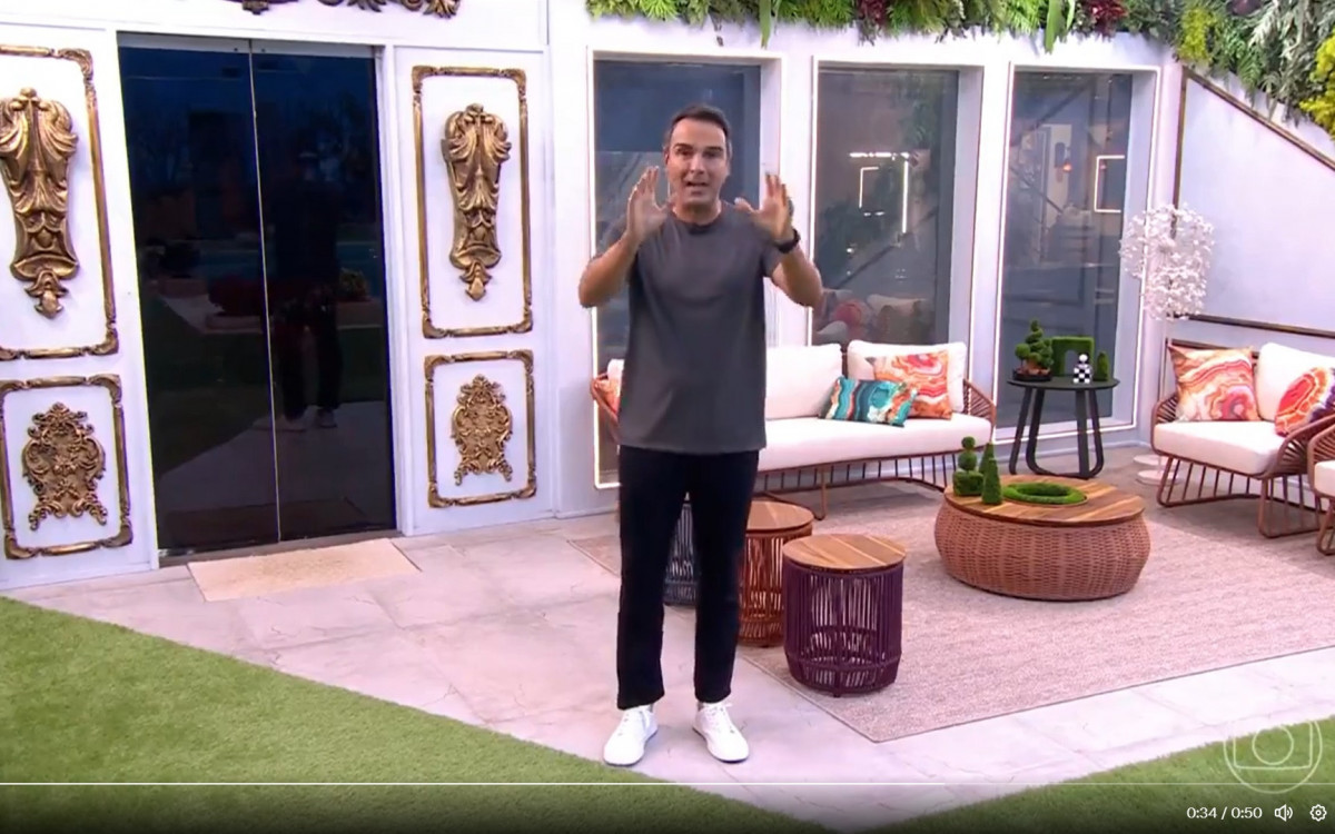 Tadeu Schmidt na nova casa do 'BBB' - Reprodução