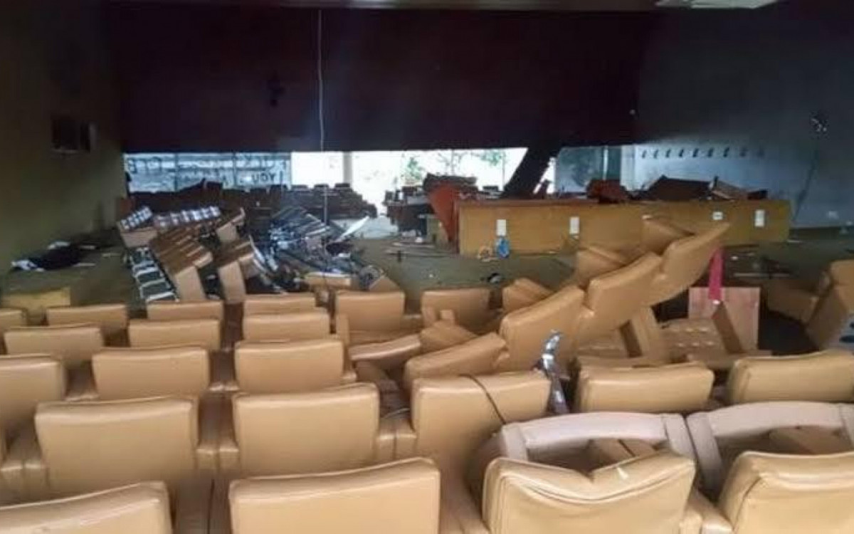 Golpistas destroem o STF - Reprodução: redes sociais