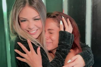 Anitta diverte web ao revelar 'gafe' em música com Melody: 'Só tinha um sonho'