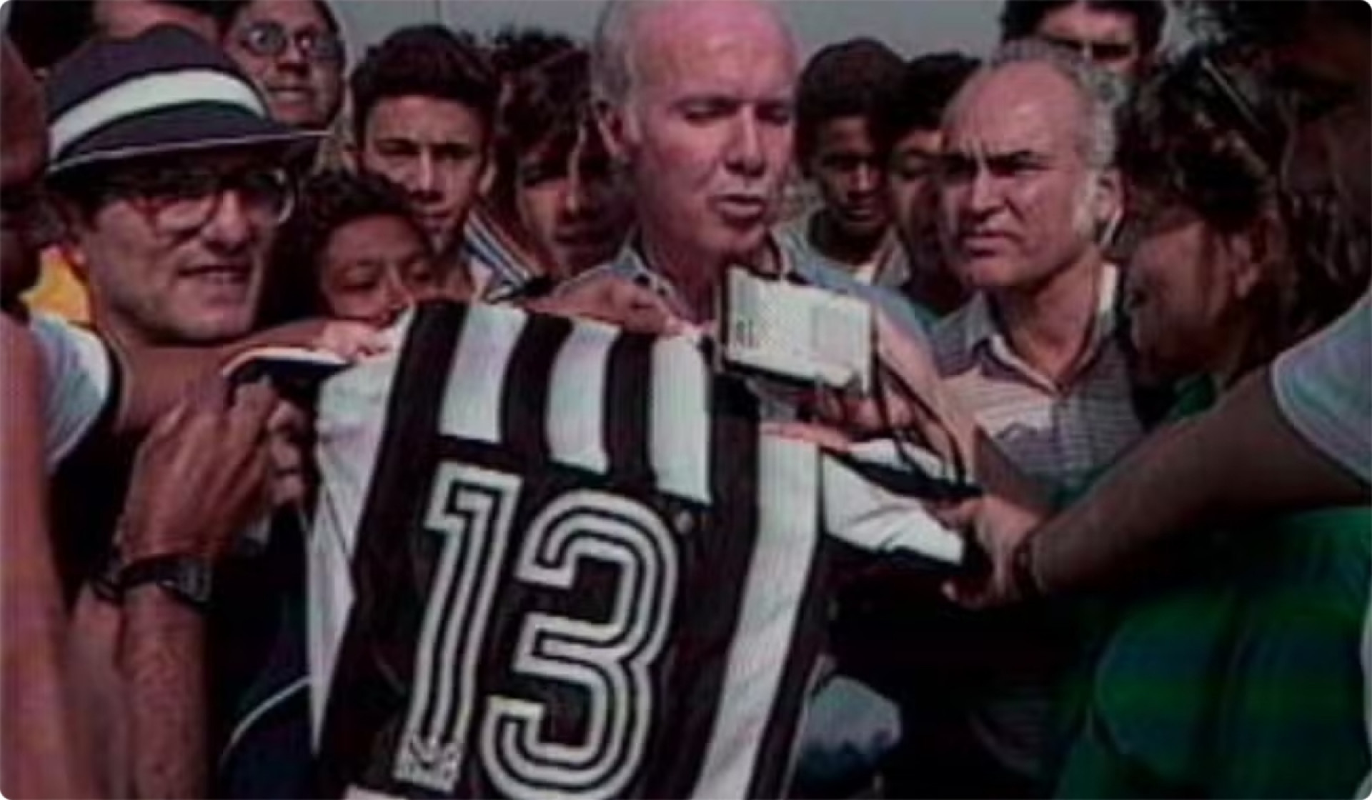 Zagallo com o número 13 durante tempos de Botafogo - Reprodução