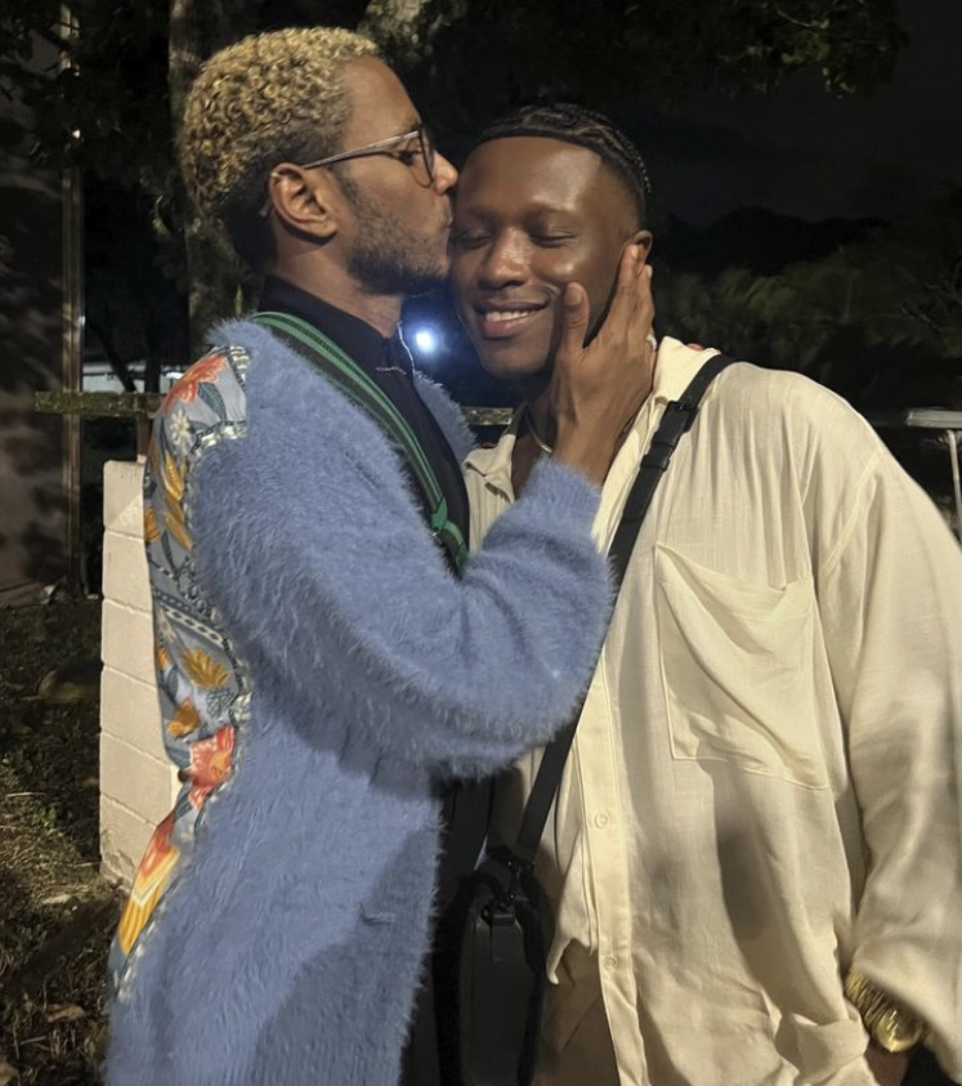 Ícaro Silva e o ex-namorado, o cantor Izrra  - Reprodução / Instagram