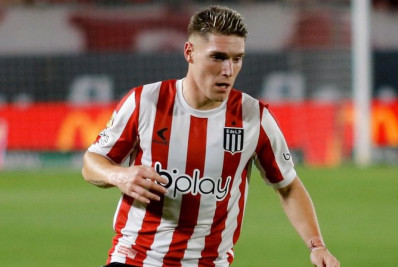 Benfica vence disputa com o Botafogo e acerta a contratação de Rollheiser