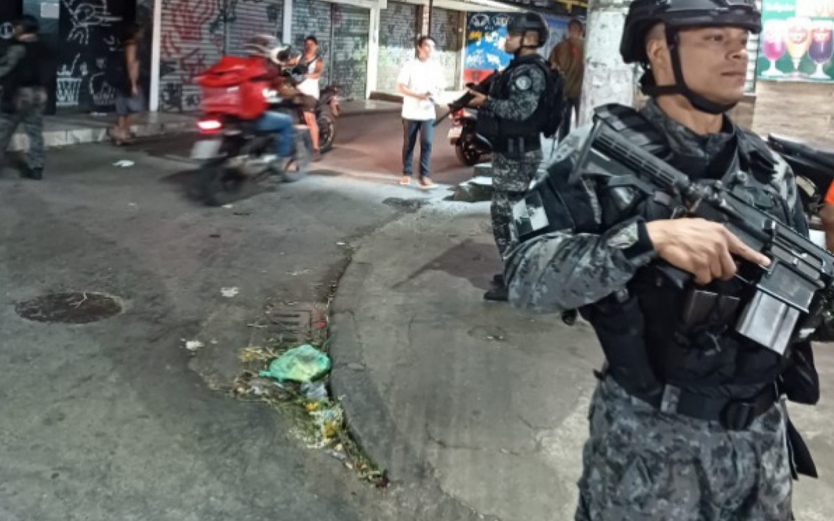 Polícia Militar reforçou policiamento na região do Jacarezinho, após intenso confronto