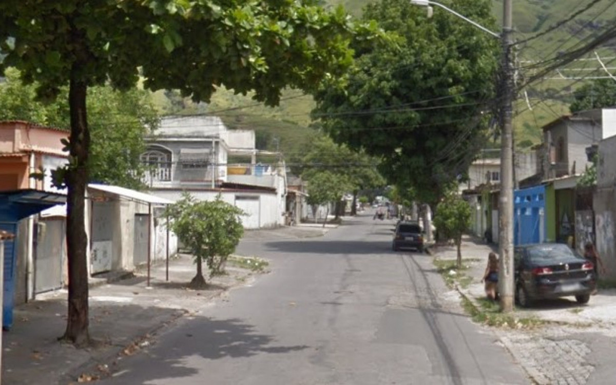 Troca de tiros aconteceu na Rua Tibagi, em Bangu, Zona Oeste do Rio