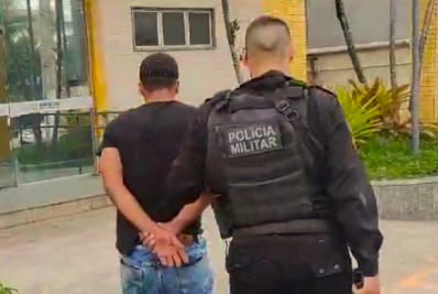Polícia Militar prende homem por tráfico de drogas em Rio das Ostras