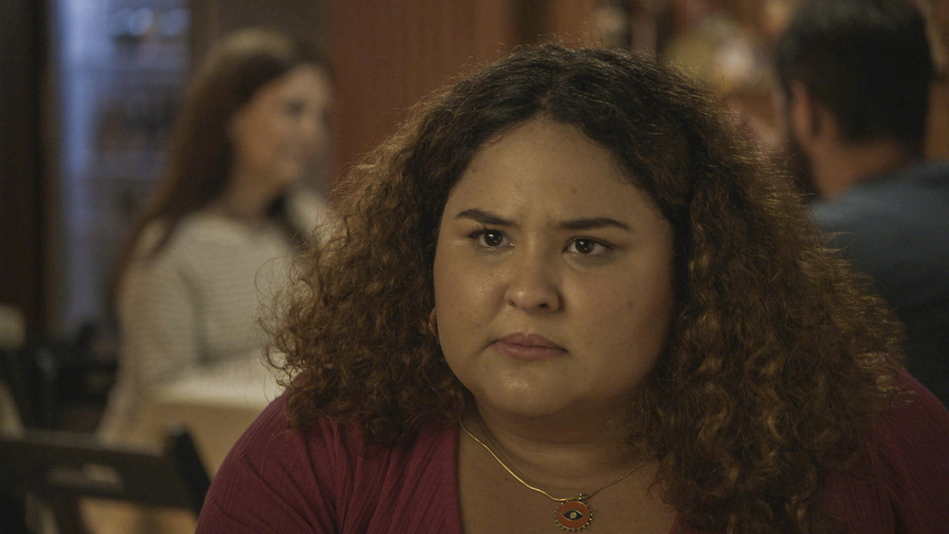 Edu (Luís Navarro) é desmascarado por Érica (Monique Alfradique) e Yeda (Castorine) - Divulgação / TV Globo