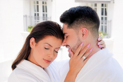 Ganhadora da 'Fazenda 15', Jaquelline comemora dois meses de namoro com Lucas Souza