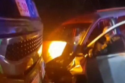 Acidente entre ônibus e carro deixa cinco feridos na Rodovia Washington Luiz