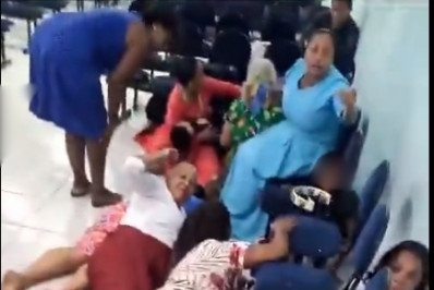 Igreja é atingida por tiros durante confronto na Praça Seca: 'Livramento'