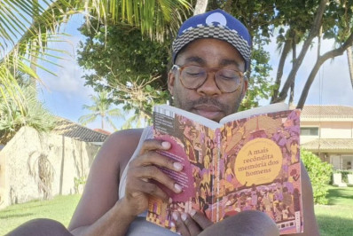 Lázaro Ramos compartilha registros de dia relaxante