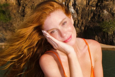 Marina Ruy Barbosa opta por vestido esvoaçante e encanta os fãs
