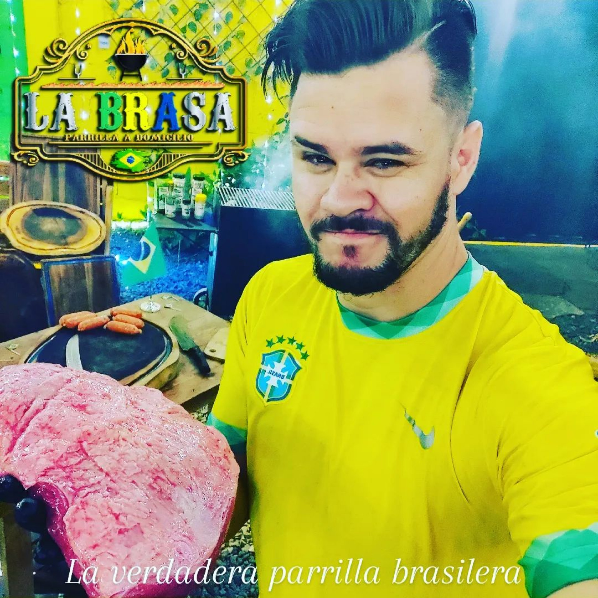 Thiago Allan Freitas é dono de uma churrascaria em Guayaquil, capital do Equador - Reprodução/Redes Sociais