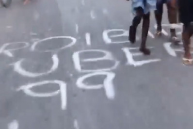 Traficantes do Gardênia Azul proíbem a circulação de carros de aplicativo na comunidade 