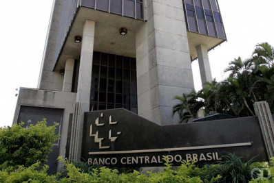 Houve progresso desinflacionário importante, mas há caminho longo a percorrer, diz ata do Copom