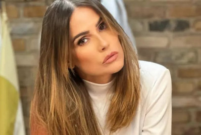 Deborah Secco choca ao revelar que não foi reconhecida em avião: 'Sou protagonista'