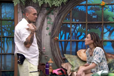 Wanessa questiona Bin Laden sobre estar na mira do líder: 'Não tinha outra opção?