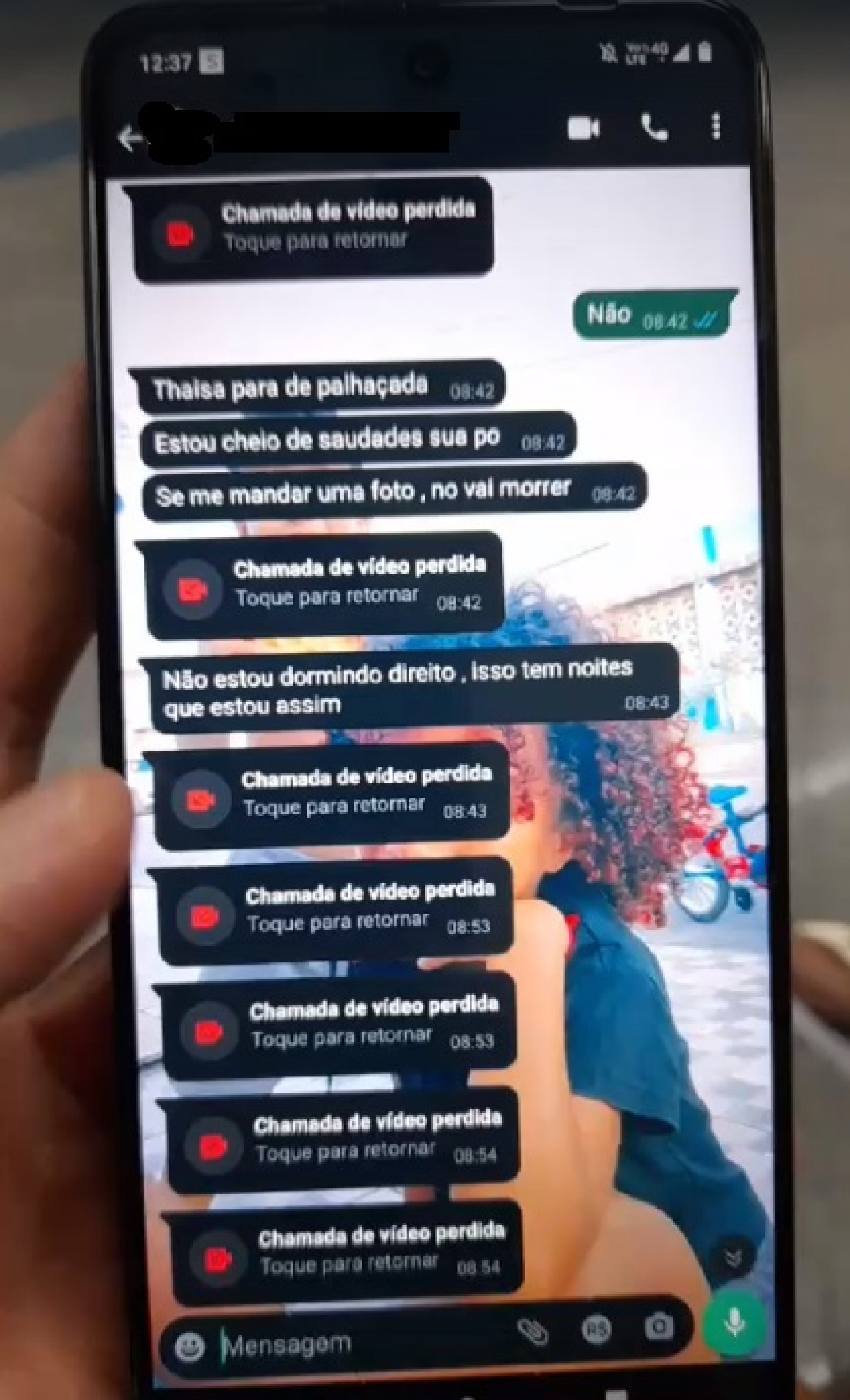 No celular da vítima havia diversas mensagens, chamadas de vídeo e ligações perdidas de Alex Barbosa da Silva, 30