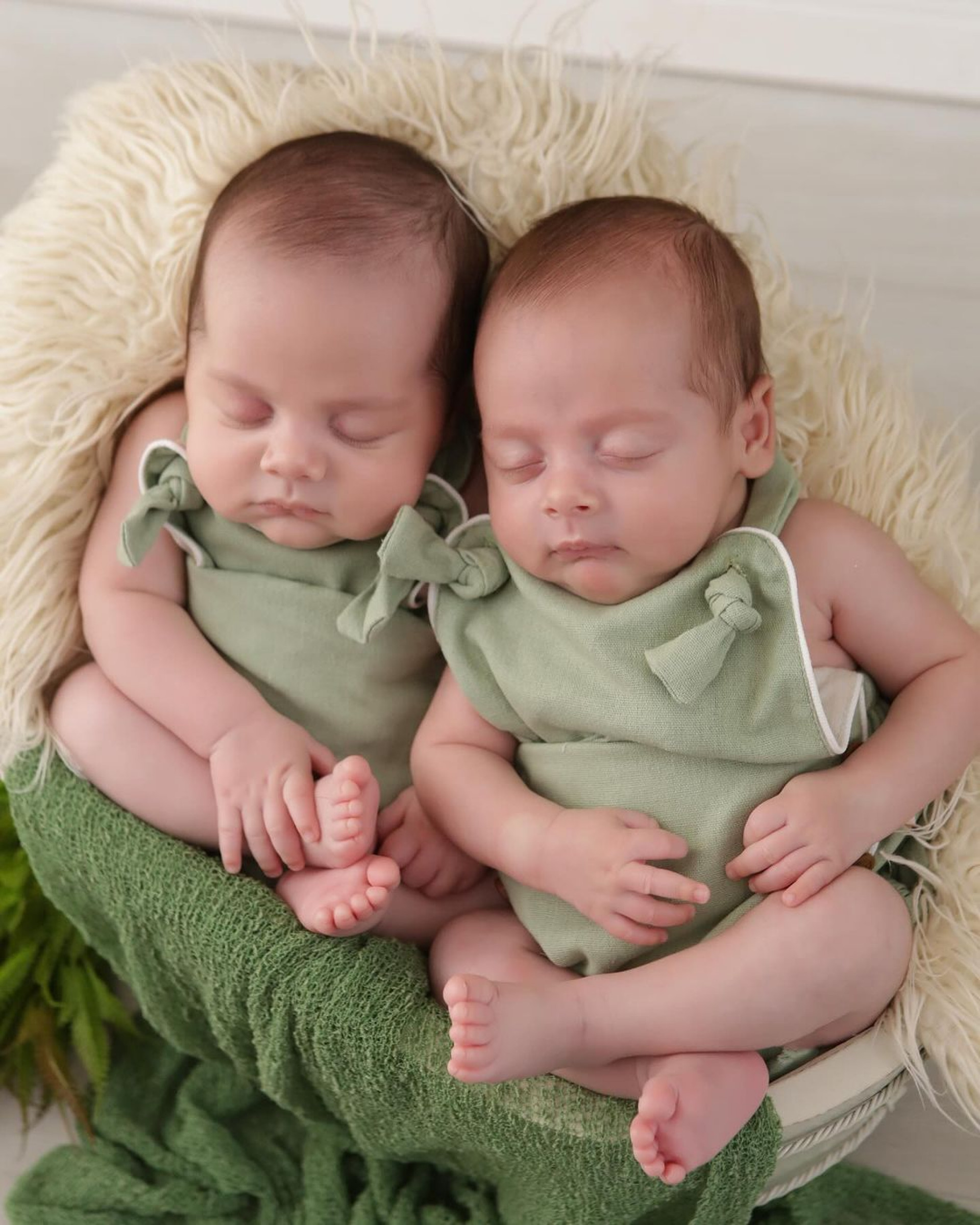 Bárbara Evans compartilha fotos de ensaio fotográfico dos gêmeos Álvaro e Antonio
 - Reprodução / Instagram 