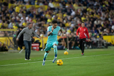 Barcelona confirma lesão e Raphinha vai ser desfalque em clássico na final da Supercopa