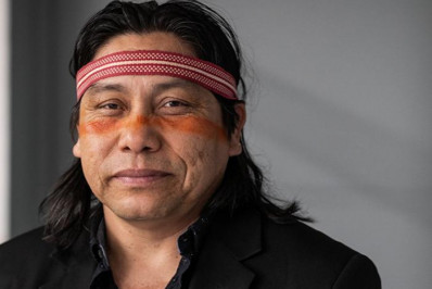 Escritor indígena critica ação do governo em terra Yanomami: 'Ministério cirandeiro'