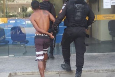 Acusado de tráfico de drogas é preso em São Pedro da Aldeia