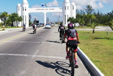 Arraial do Cabo se junta ao movimento da Bicicletada Nacional em ato de repúdio à violência contra mulheres 