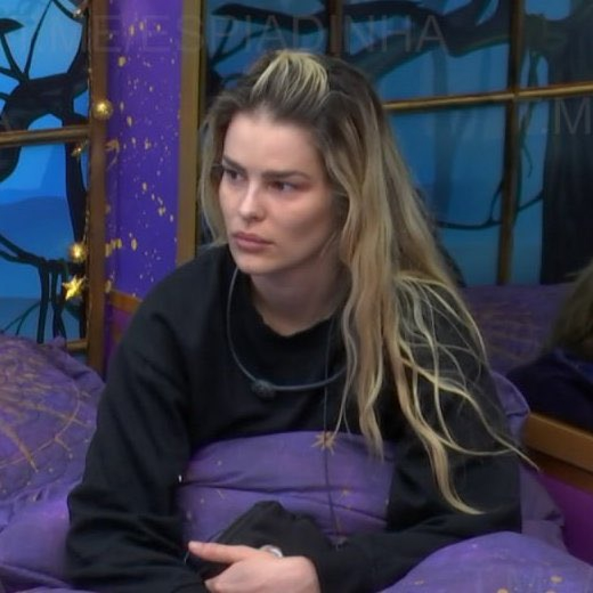 Maycon pediu para Yasmin não abraçá-lo caso um dos dois fossem eliminados nesta quinta-feira - Reprodução