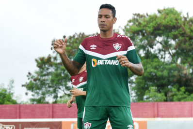 Com passagem em Xerém, Antônio Carlos tem nova chance no Fluminense