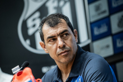 Vasco oficializa a contratação do técnico Fábio Carille