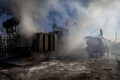 Centenas de cidades ficam sem energia elétrica na Síria após bombardeios turcos