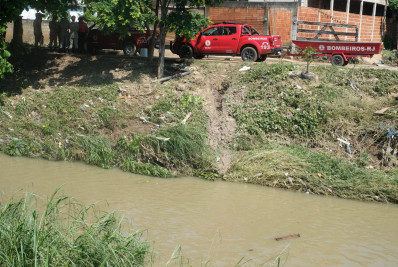 Corpo de Bombeiros continua buscas por dois desaparecidos no temporal