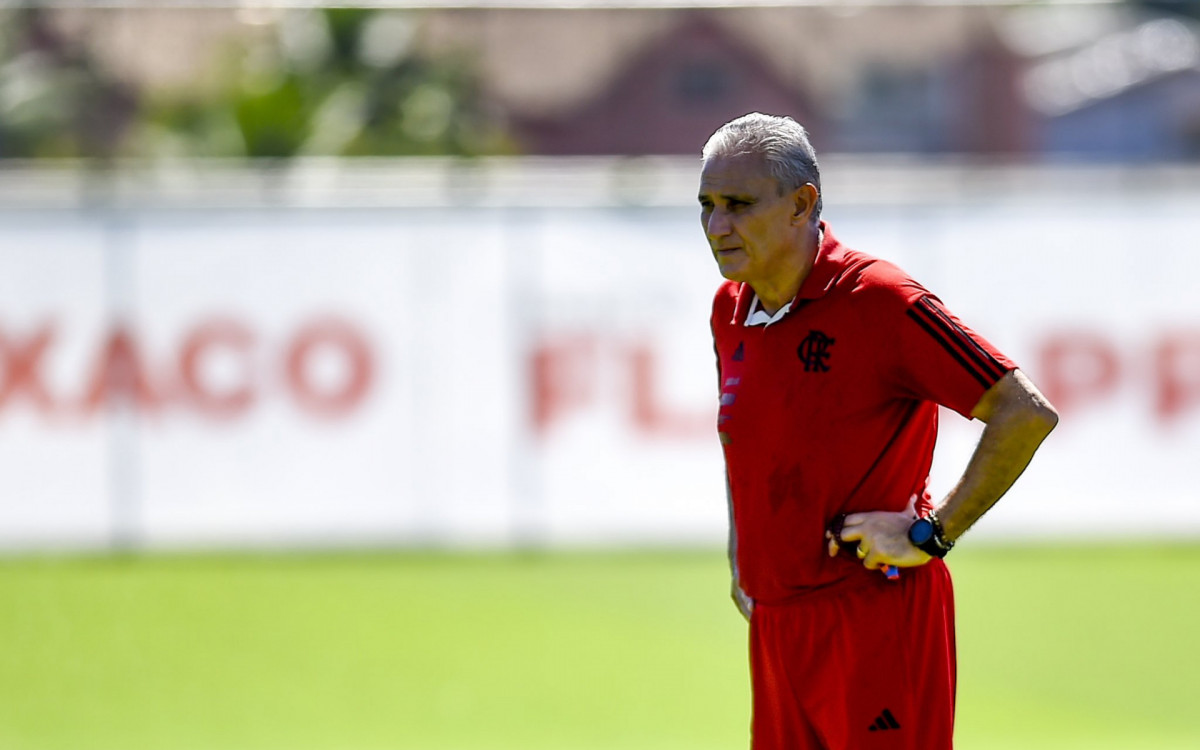 Tite terá no primeiro jogo de 2024 do Flamengo quase os mesmos jogadores de 2023